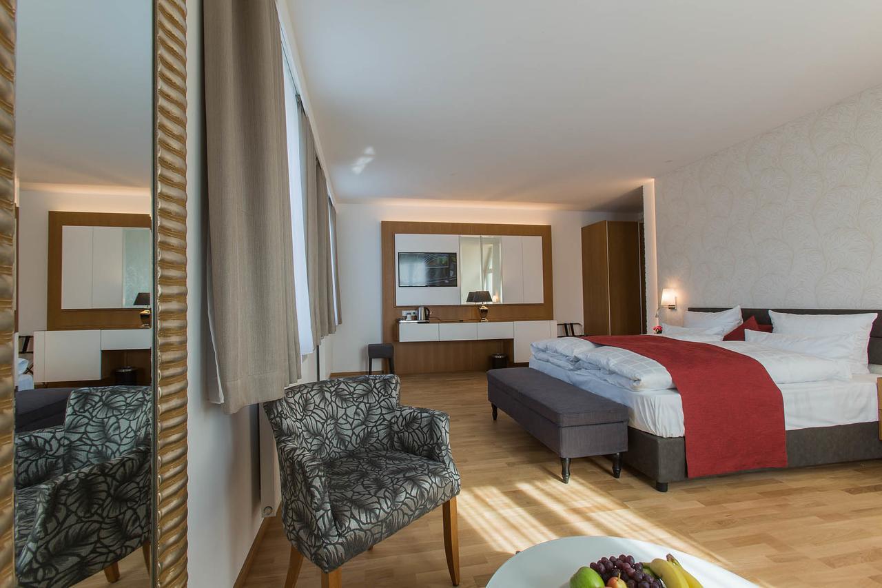 Hotel Am Schrannenplatz Memmingen Dış mekan fotoğraf